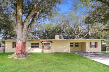 2411 Chase Ave Sanford, FL 32771